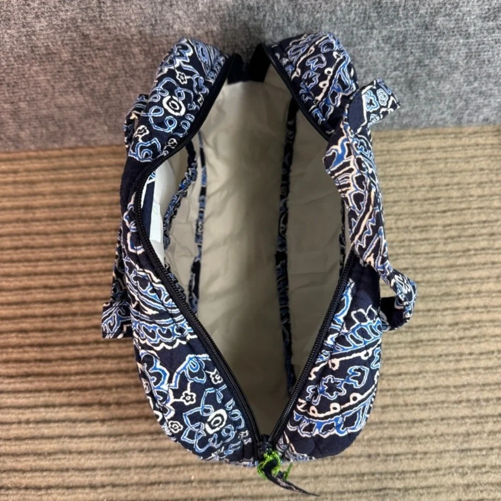 Vera Bradley Quilted Cotton Cosmetic Bag Navy Blue Paisley Travel Toiletry Case